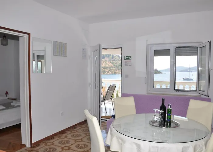 Bibi * Rogoznica (Sibenik-Knin)